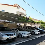 Easy Zadar Acces - 3Br & Balcony Or Terrace Units -Carport -Bbq -Ac * Zadar