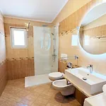 Easy Zadar Acces - 3Br & Balcony Or Terrace Units -Carport -Bbq -Ac Apartment *