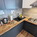 Easy Zadar Acces - 3Br & Balcony Or Terrace Units -Carport -Bbq -Ac *