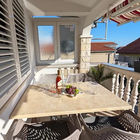 Modern 3br In With Balcony Or Terrace, Free Parking & Ac * Zadar